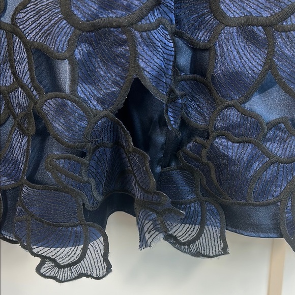 Elegant Navy Lace Dress - Picture 6 of 6